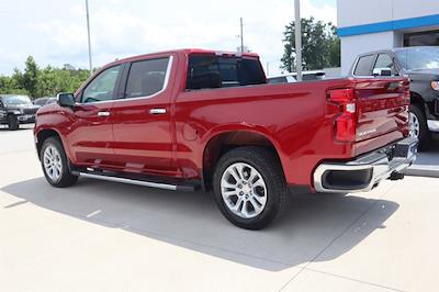 2022 Chevrolet Silverado 1500 Crew Cab 4WD, Pickup for sale #28915A - photo 2