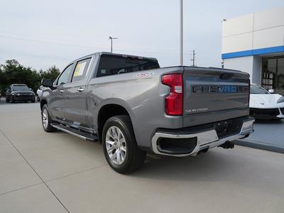 2021 Chevrolet Silverado 1500 Crew Cab 4WD, Pickup for sale #29012A - photo 2