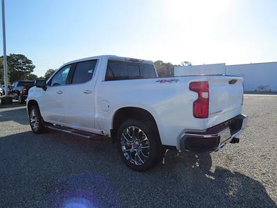 2025 Chevrolet Silverado 1500 Crew Cab 4WD, Pickup for sale #29245 - photo 2