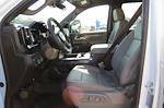 2025 Chevrolet Silverado 2500 Crew Cab 4WD, Pickup for sale #29299 - photo 17