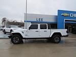 Used 2023 Jeep Gladiator Sport Crew Cab 4WD, Pickup for sale #29299A - photo 3