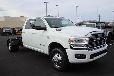 2022 Ram 3500 Crew Cab DRW 4WD, Cab Chassis for sale #RU1679 - photo 2