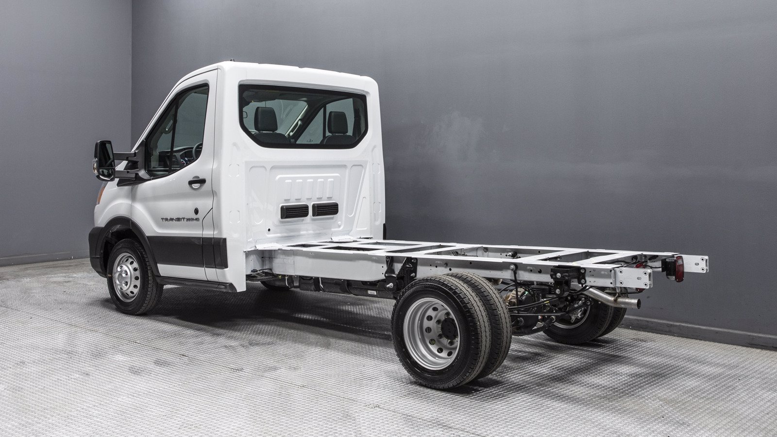 Transit 350 HD Cab Chassis Trucks Comvoy