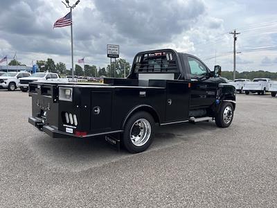 New 2023 Chevrolet Silverado 5500 1LT Regular Cab 4x2, 9' 4" CM Truck Beds TM Deluxe Flatbed Truck for sale #S2980P - photo 2