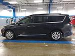 Used 2017 Chrysler Pacifica Touring L FWD, Minivan for sale #S4014R-1 - photo 8