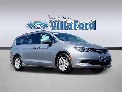 Used 2021 Chrysler Voyager FWD, Minivan for sale #00R16784 - photo 1