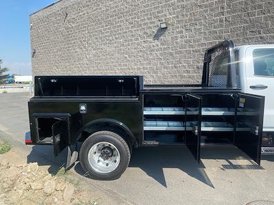 2023 Chevrolet Silverado 5500 Crew Cab DRW 4x4, Knapheide PGTD Gooseneck Flatbed Truck for sale #PH777353 - photo 2