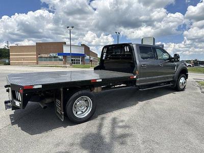 Used 2022 Ford F-450 Lariat Crew Cab 4WD, Flatbed Truck for sale #14036990 - photo 2