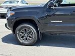 2021 Toyota Tacoma Double Cab 4WD, Pickup for sale #14037150 - photo 11
