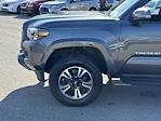 Used 2020 Toyota Tacoma SR5 Double Cab 4WD, Pickup for sale #14037272 - photo 9