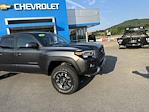 Used 2022 Toyota Tacoma SR5 Double Cab 4WD, Pickup for sale #14037366 - photo 3