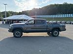 Used 2022 Toyota Tacoma SR5 Double Cab 4WD, Pickup for sale #14037366 - photo 8