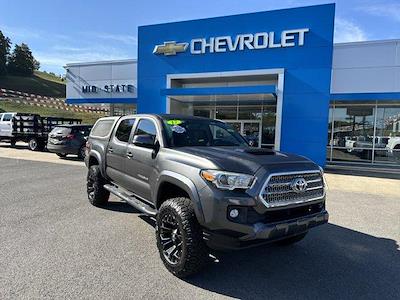 Used 2017 Toyota Tacoma SR5 Double Cab 4WD, Pickup for sale #14037595 - photo 1