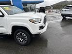 2021 Toyota Tacoma Double Cab 4WD, Pickup for sale #14037727 - photo 3