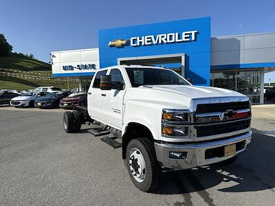 New 2024 Chevrolet Silverado 6500 Work Truck Crew Cab 4WD, Cab Chassis for sale #50037079 - photo 1