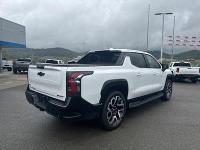 2024 Chevrolet Silverado EV Crew Cab 4WD, Pickup for sale #50037822 - photo 2