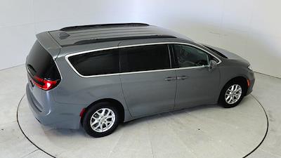 Used 2022 Chrysler Pacifica Touring L FWD, Minivan for sale #17967 - photo 2