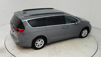 Used 2022 Chrysler Pacifica Touring L FWD, Minivan for sale #18056 - photo 2