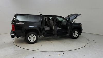 2022 Chevrolet Colorado Crew Cab 4x4, Pickup for sale #35167B - photo 2