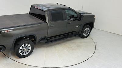 2022 Chevrolet Silverado 2500 Crew Cab 4x4, Pickup for sale #35675A1 - photo 2