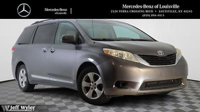 Used 2011 Toyota Sienna FWD, Minivan for sale #37T324A - photo 1