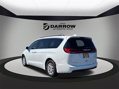 Used 2022 Chrysler Pacifica Touring L FWD, Minivan for sale #PBS6043 - photo 2