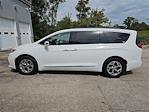 Used 2022 Chrysler Pacifica Limited FWD, Minivan for sale #PTK6374 - photo 8