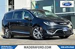 Used 2017 Chrysler Pacifica Limited FWD, Minivan for sale #8832BC - photo 1