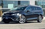 Used 2017 Chrysler Pacifica Limited FWD, Minivan for sale #8832BC - photo 8