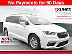 Used 2021 Chrysler Pacifica Touring L FWD, Minivan for sale #16P1069 - photo 1