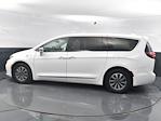 Used 2022 Chrysler Pacifica Limited FWD, Minivan for sale #16P1458 - photo 11