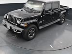 Used 2020 Jeep Gladiator Overland Crew Cab 4x4, Pickup for sale #16T2566A - photo 36