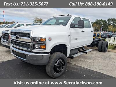 New 2024 Chevrolet Silverado 5500 Work Truck Crew Cab 4WD, Cab Chassis for sale #24T36212 - photo 1