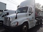 Used 2017 Freightliner Cascadia Day Cab 6x4, Semi Truck for sale #676472 - photo 1