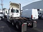 Used 2017 Freightliner Cascadia Day Cab 6x4, Semi Truck for sale #676472 - photo 2