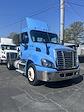 Used 2017 Freightliner Cascadia Day Cab 4x2, Semi Truck for sale #677256 - photo 3