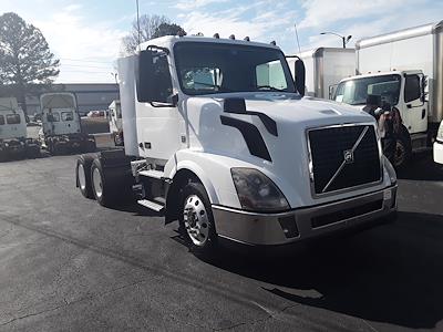 Used 2017 Volvo VNL 6x4, Semi Truck for sale #680226 - photo 1