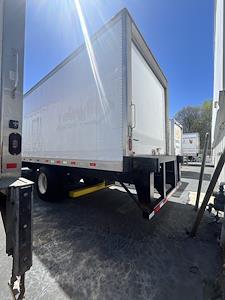 Used 2018 Freightliner M2 106 Conventional Cab 4x2, Refrigerated Body for sale #757042 - photo 2