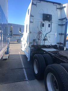 Used 2016 Freightliner Cascadia Sleeper Cab 6x4, Semi Truck for sale #357206 - photo 2