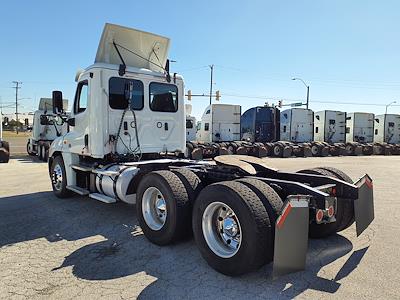 Used 2018 Freightliner Cascadia Day Cab 6x4, Semi Truck for sale #223309 - photo 2