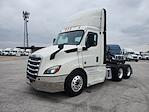 Used 2019 Freightliner Cascadia Day Cab 6x4, Semi Truck for sale #270020 - photo 3