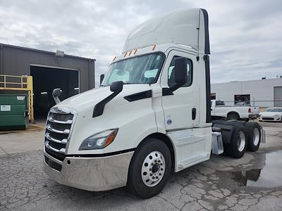 Used 2020 Freightliner Cascadia Day Cab 6x4, Semi Truck for sale #270295 - photo 1