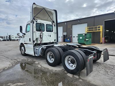 Used 2020 Freightliner Cascadia Day Cab 6x4, Semi Truck for sale #270295 - photo 2