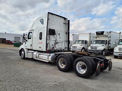 Used 2021 Freightliner Cascadia Sleeper Cab 6x4, Semi Truck for sale #296025 - photo 2