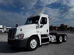 Used 2016 Freightliner Cascadia 6x4, Semi Truck for sale #359041 - photo 3