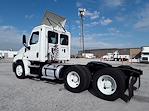 Used 2016 Freightliner Cascadia 6x4, Semi Truck for sale #359041 - photo 5