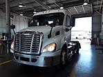 Used 2016 Freightliner Cascadia Day Cab 4x2, Semi Truck for sale #655207 - photo 3