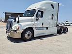 Used 2018 Freightliner Cascadia Sleeper Cab 6x4, Semi Truck for sale #682135 - photo 1