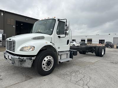 Used 2018 Freightliner M2 106 Conventional Cab 4x2, Cab Chassis for sale #754220 - photo 1