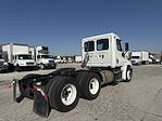 Used 2018 Freightliner Cascadia Day Cab 6x4, Semi Truck for sale #762268 - photo 5